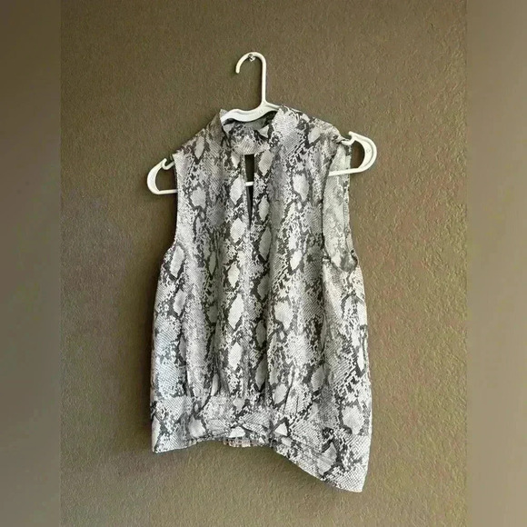 FRAME SLEEVELESS SNAKE-PRINT PARTY TOP BLOUSE SIZE XS Animal Preppy Office - Picture 4 of 9